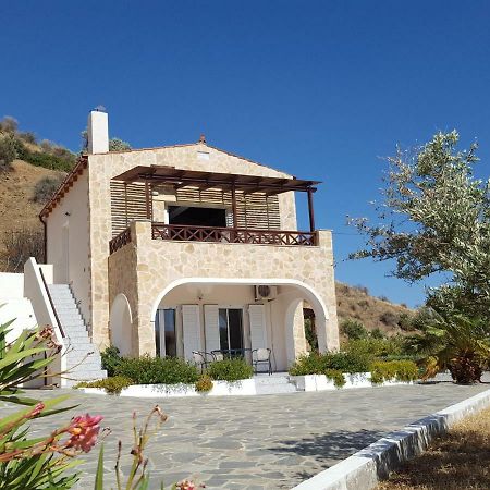 Beautiful Villa In Agia Galini  Exterior photo