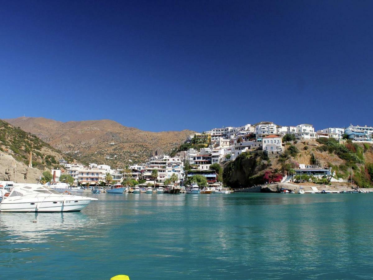 Beautiful Villa In Agia Galini  Exterior photo